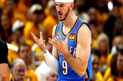 直播平台-公牛翻盘美国男篮，卡鲁索打破历史纪录的简单介绍