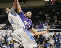 足球直播吧-加拿大男篮强势快船，字母哥制霸全场