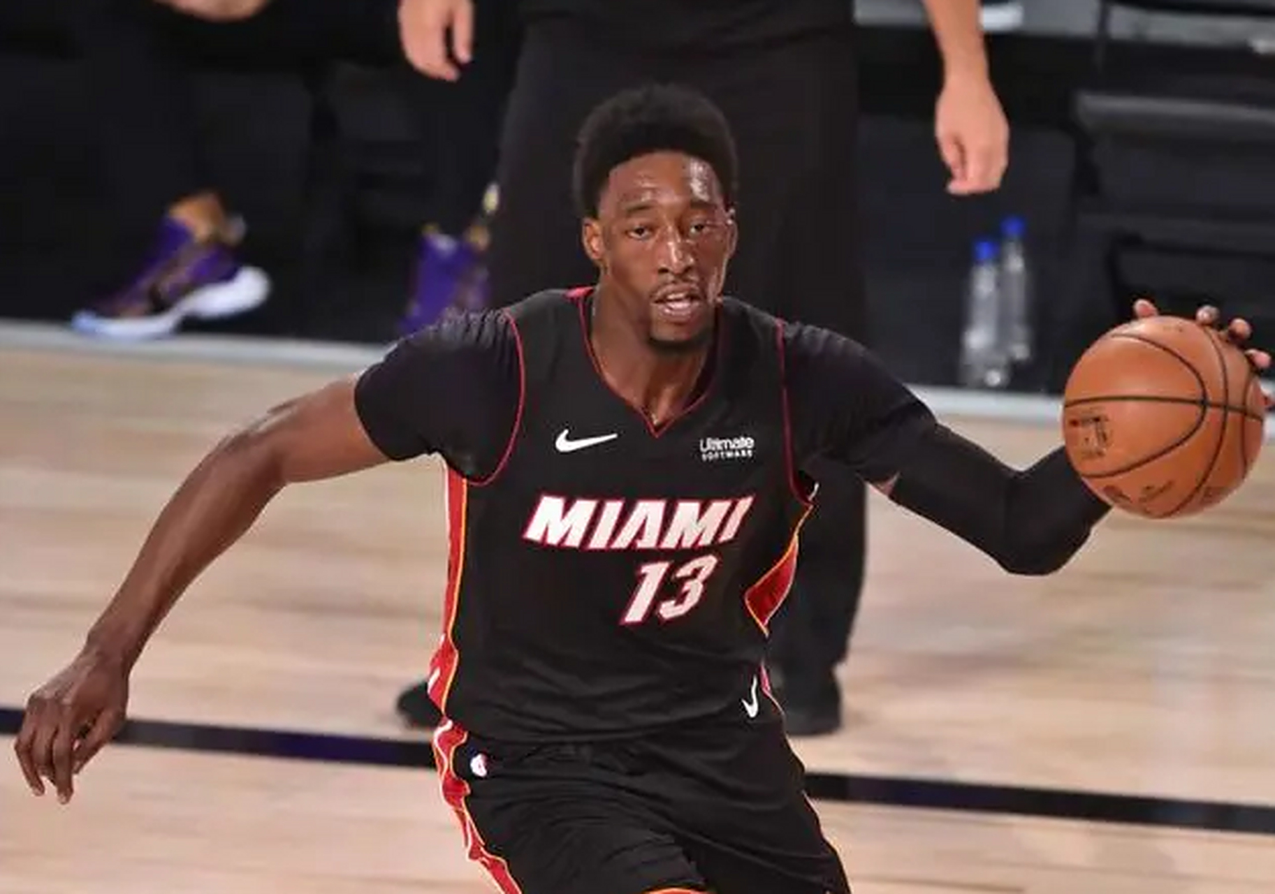 澳大利亚男篮力克猛龙，阿德巴约绝境逆转的简单介绍